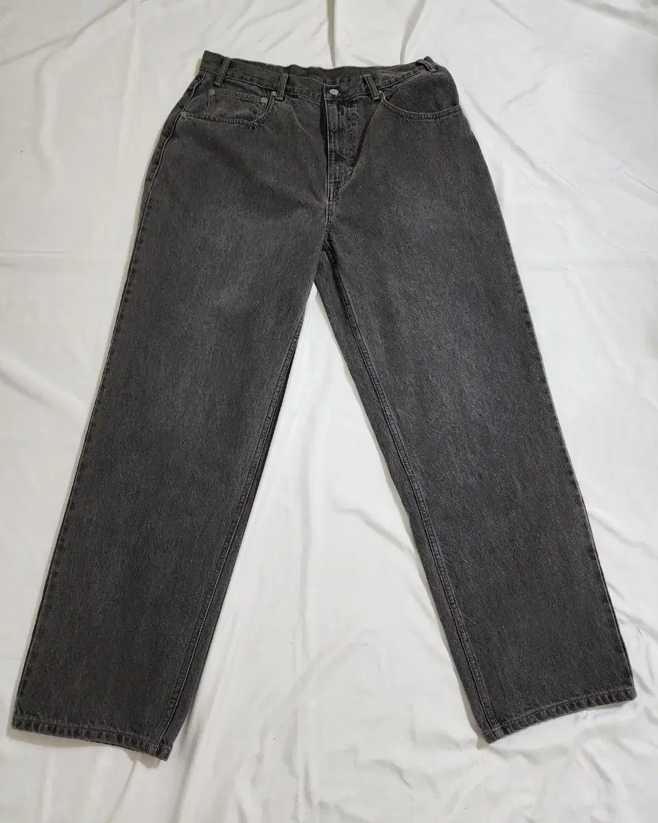 디스이즈네버댓 Relaxed Jeans Grey (SS24)